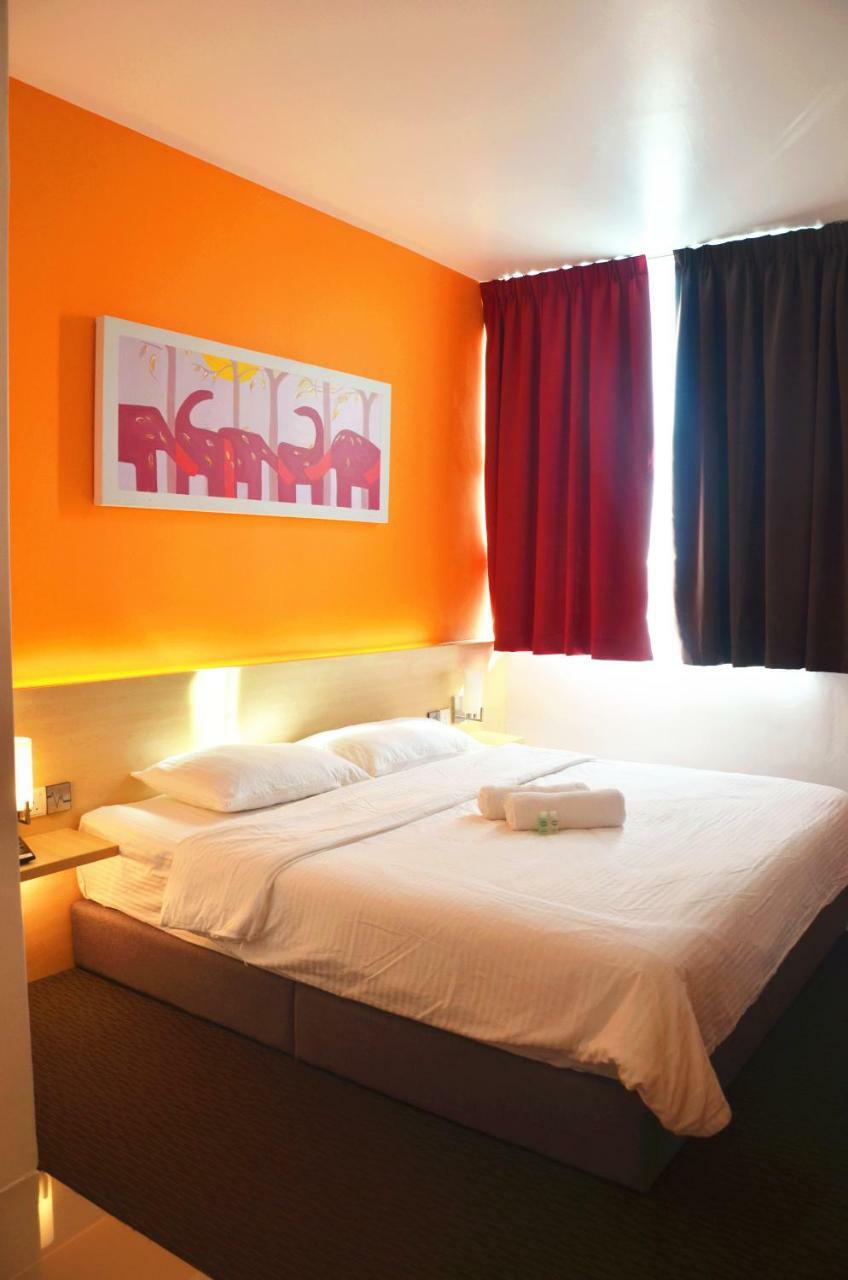 Hotel Jeti Tg Gemok Padang Endau Exterior foto